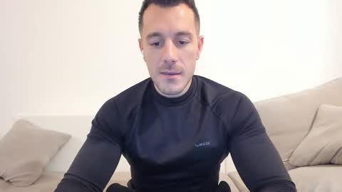 roberto4ever online show from November 27, 4:32 pm