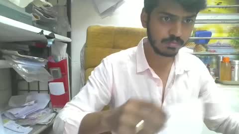 Snapshot of robertsalia220 chatting on February 14, 9:56 am Robertsalia online show from February 14, 9:56 am