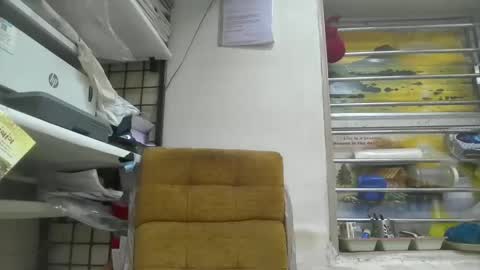 Snapshot of robertsalia220 chatting on December 28, 6:39 am Robertsalia online show from December 28, 6:39 am