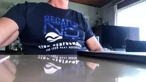 Snapshot of robke1966 chatting on December 5, 7:38 am robke1966 online show from December 5, 7:38 am