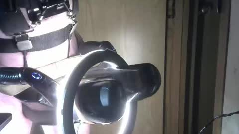 Robodickmilker online show from November 9, 5:00 am