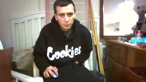 Snapshot of robwit8 chatting on December 27, 6:31 pm Rob witha 8 online show from December 27, 6:31 pm