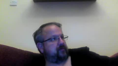 Snapshot of robx32 chatting on January 3, 10:51 pm Rob online show from January 3, 10:51 pm