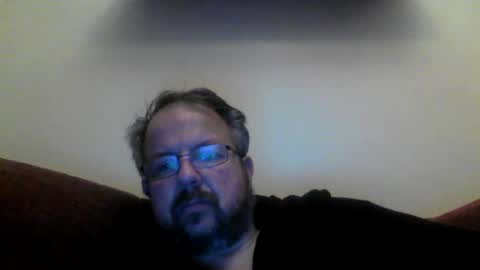 Snapshot of robx32 chatting on December 15, 3:13 am Rob online show from December 15, 3:13 am