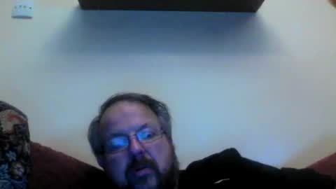 Snapshot of robx32 chatting on February 2, 10:17 pm Rob online show from February 2, 10:17 pm