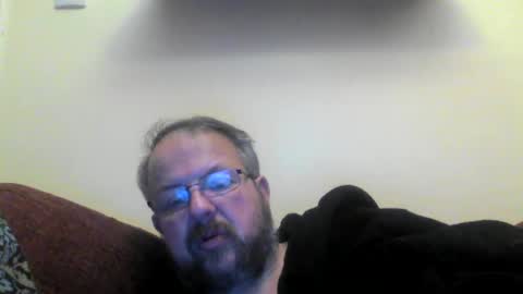 Snapshot of robx32 chatting on February 17, 10:14 pm Rob online show from February 17, 10:14 pm