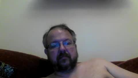 Snapshot of robx32 chatting on December 11, 12:24 am Rob online show from December 11, 12:24 am