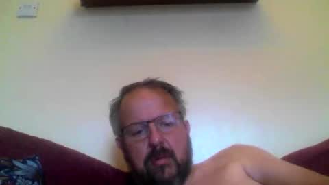 Snapshot of robx32 chatting on October 16, 2:47 pm Rob online show from October 16, 2:47 pm