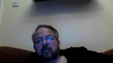 Snapshot of robx32 chatting on March 3, 10:51 pm Rob online show from March 3, 10:51 pm