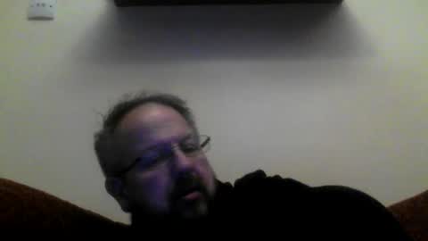 Snapshot of robx32 chatting on February 20, 11:32 pm Rob online show from February 20, 11:32 pm