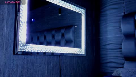 rocco_santos online show from March 6, 7:11 pm