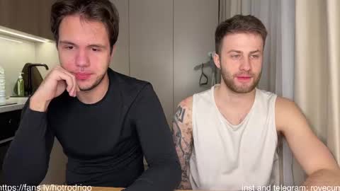 Snapshot of rodrigoveira chatting on February 16, 4:32 pm Rodrigo online show from February 16, 4:32 pm