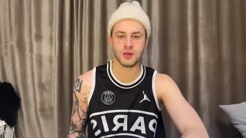 Rodrigo online show from November 2, 11:09 pm