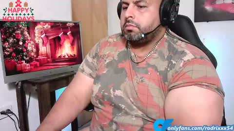 rodrixxx54 online show from December 22, 12:50 am