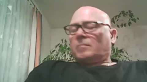 Snapshot of rola56430 chatting on February 5, 5:52 am rola56430 online show from February 5, 5:52 am