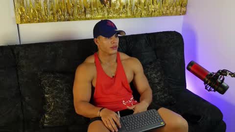 romano_kentt12 online show from November 26, 11:19 pm