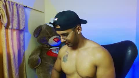 Roman online show from February 5, 9:07 pm