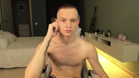 Romeo online show from February 7, 2:04 pm