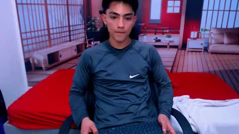 Romeo online show from October 18, 11:20 pm