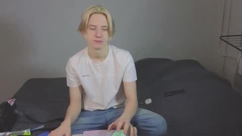 Ron online show from February 4, 7:47 am