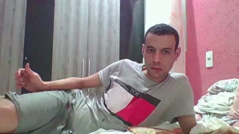 Snapshot of ronnispoto chatting on December 4, 11:35 pm ronny online show from December 4, 11:35 pm