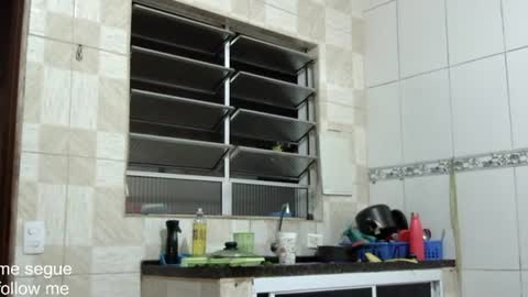 Snapshot of ronnispoto chatting on January 19, 10:49 pm ronny online show from January 19, 10:49 pm