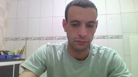 Snapshot of ronnispoto chatting on December 21, 12:20 am ronny online show from December 21, 12:20 am