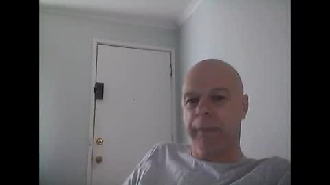 Snapshot of rooboy55 chatting on December 6, 4:36 am rooboy55 online show from December 6, 4:36 am