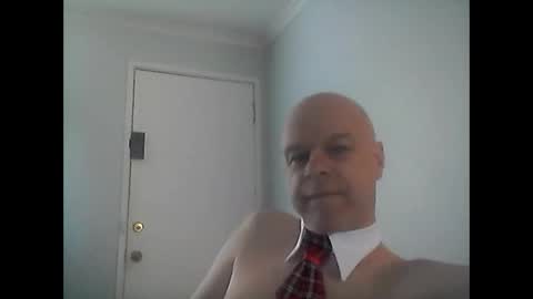 Snapshot of rooboy55 chatting on December 31, 2:19 am rooboy55 online show from December 31, 2:19 am