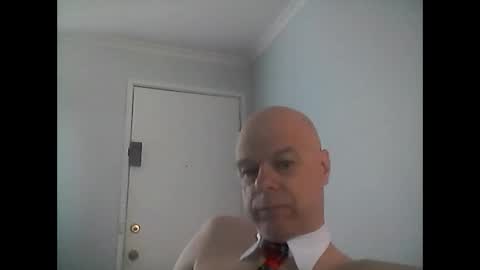 Snapshot of rooboy55 chatting on January 18, 2:40 am rooboy55 online show from January 18, 2:40 am