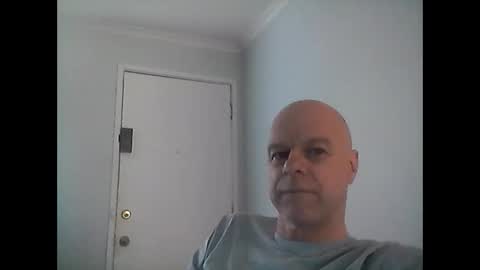 Snapshot of rooboy55 chatting on December 20, 1:47 am rooboy55 online show from December 20, 1:47 am