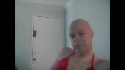 Snapshot of rooboy55 chatting on December 28, 2:22 am rooboy55 online show from December 28, 2:22 am