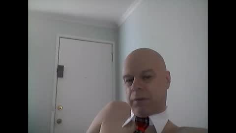 Snapshot of rooboy55 chatting on December 27, 1:11 am rooboy55 online show from December 27, 1:11 am