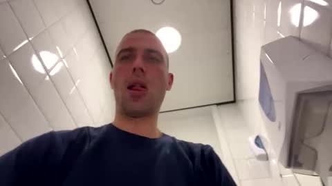 rotteei1 online show from October 20, 12:42 pm