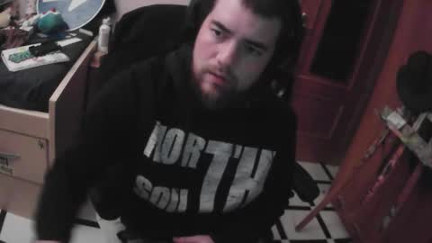 royer04 online show from December 2, 8:56 pm