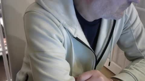 Snapshot of rsindie2 chatting on December 26, 6:54 pm rsindie2 online show from December 26, 6:54 pm