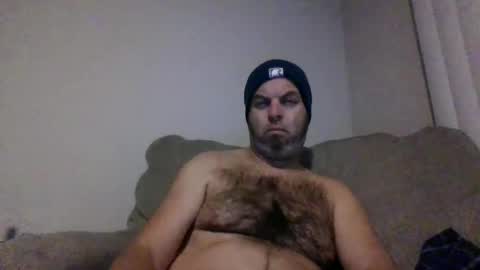 Snapshot of rubbingoneout714 chatting on January 6, 1:53 am rubbingoneout714 online show from January 6, 1:53 am
