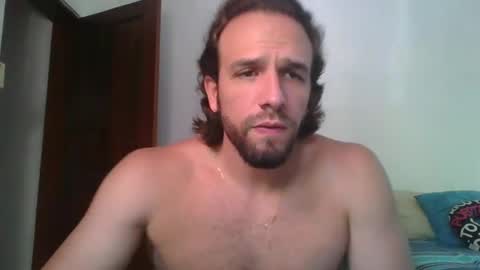 Snapshot of rubio121 chatting on February 14, 2:12 pm rubio121 online show from February 14, 2:12 pm