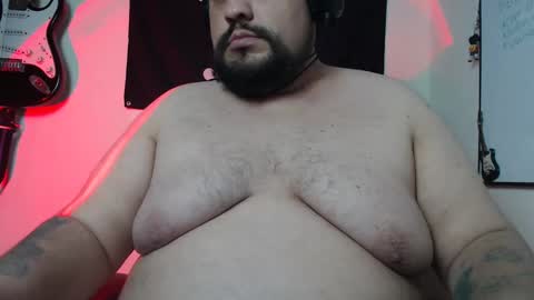 Snapshot of rudebearboy_ chatting on October 18, 3:44 am rudebearboy_ online show from October 18, 3:44 am
