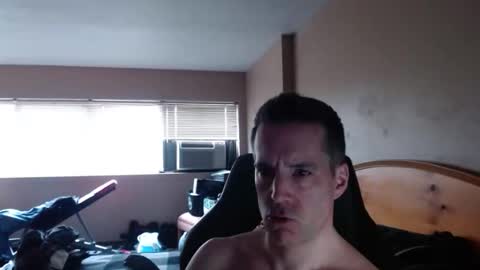 rustic_cuse_777 online show from March 21, 7:51 pm