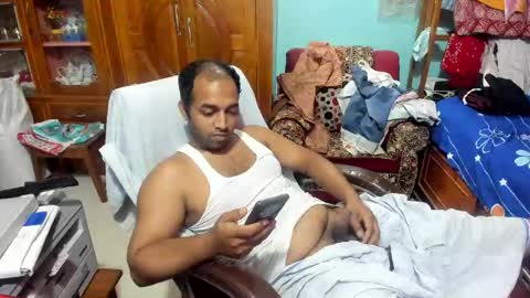 rwb17 online show from April 14, 4:17 pm