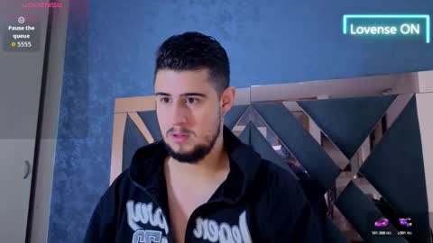 R Y A N online show from October 19, 12:19 pm