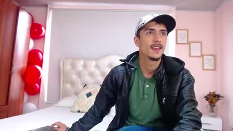 Snapshot of ryan_maxy chatting on February 17, 12:27 pm ryan online show from February 17, 12:27 pm