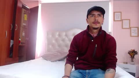 Snapshot of ryan_maxy chatting on February 3, 1:19 pm ryan online show from February 3, 1:19 pm