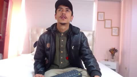 Snapshot of ryan_maxy chatting on January 23, 12:30 pm ryan online show from January 23, 12:30 pm