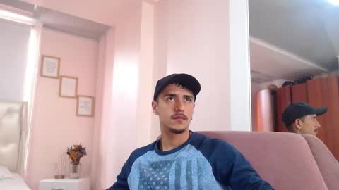 Snapshot of ryan_maxy chatting on February 7, 2:26 pm ryan online show from February 7, 2:26 pm
