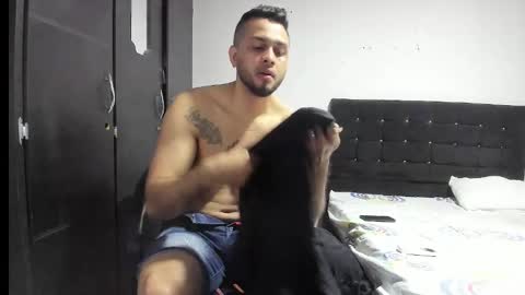 ryan_xc1 online show from December 5, 2:51 am