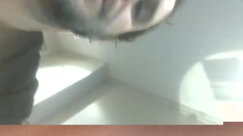 Snapshot of ryanbishops01 chatting on January 4, 2:25 am Ryland online show from January 4, 2:25 am