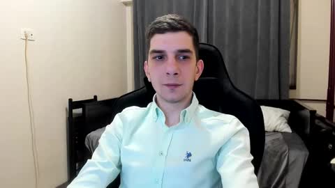 Andrew C. online show from February 6, 10:39 pm