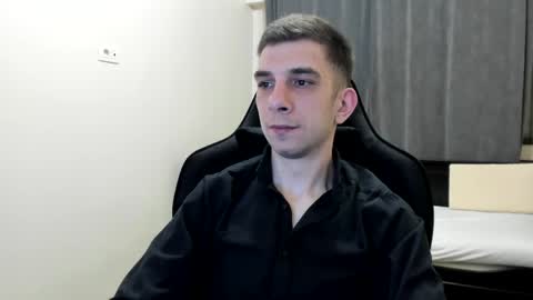 Andrew C. online show from April 18, 8:31 pm